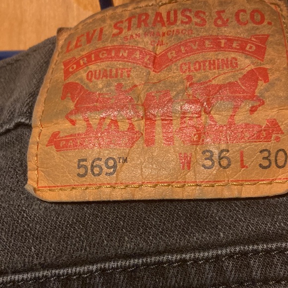 Free Levi’s 569🤑 - Picture 2 of 4
